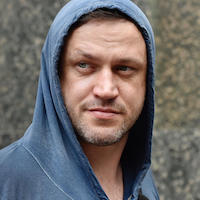 Василий Сигарев